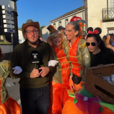 Algumas Imagens do Cortejo de Carnaval em Vila Franca do Campo em Sao Miguel - Feb.28_26 - #8