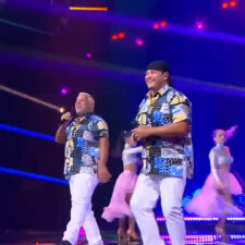 Os irmaos NEMANUS com a cançao ao vivo 